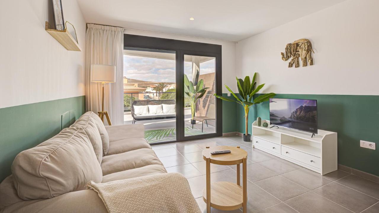 Oasis Apartments By Aloha Bay Калета де Фусте Екстериор снимка