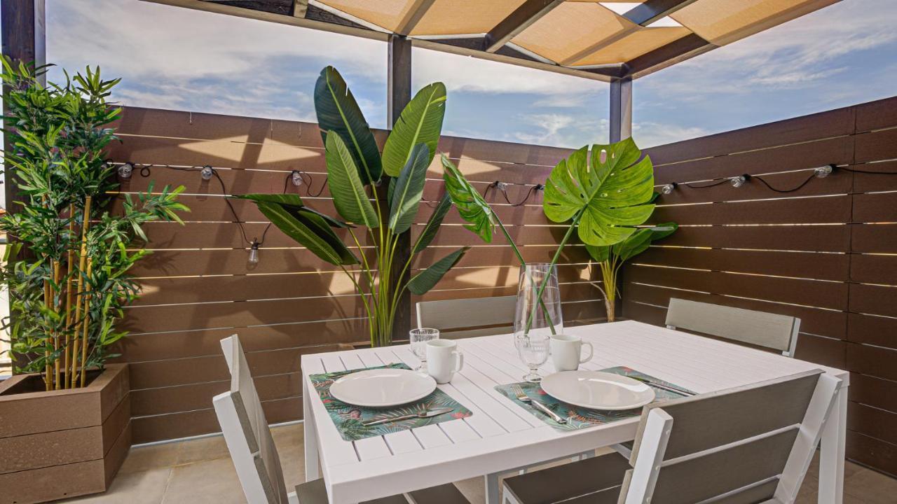 Oasis Apartments By Aloha Bay Калета де Фусте Екстериор снимка
